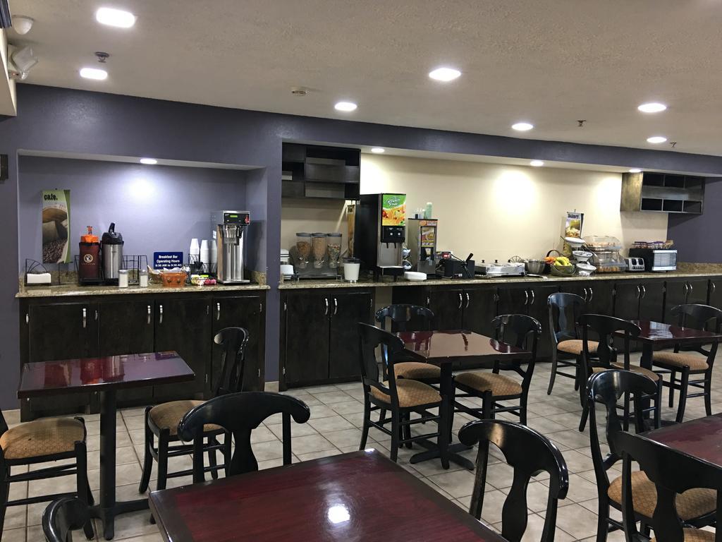 Microtel Inn & Suites - מרידיאן מראה חיצוני תמונה